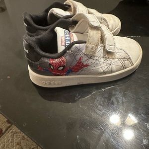 Child Spider-Man adidas shoe size 9k